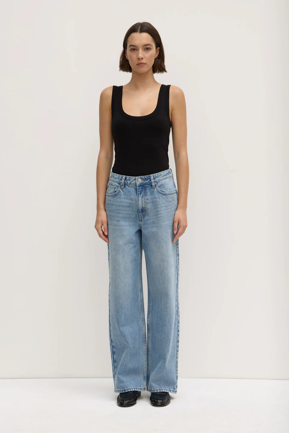 Womens Relaxed Jean