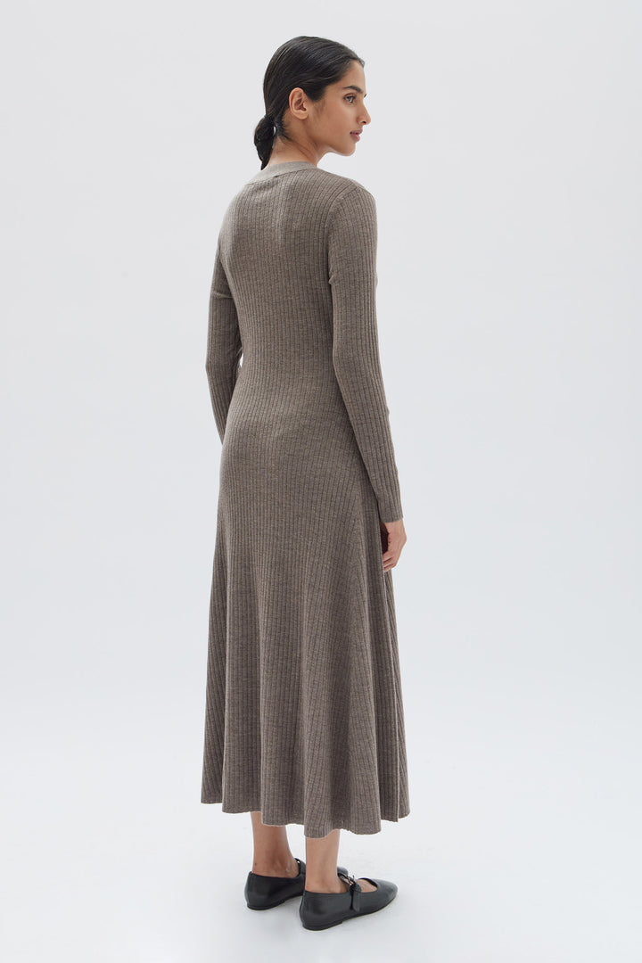 Mia Long Sleeve Dress - Nougat